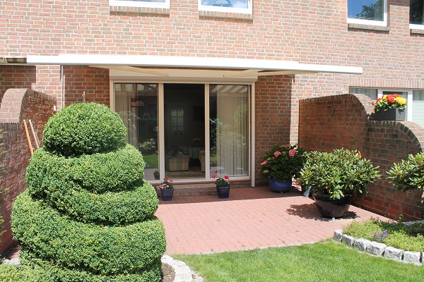 Grosszugiges Reihenhaus Mit Carport Und Neuer Heizung Uber 4 Ebenen